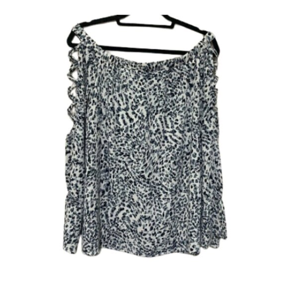 entro Tops - Entro LIKE NEW off the shoulder sleeve cut out animal leopard print blouse M